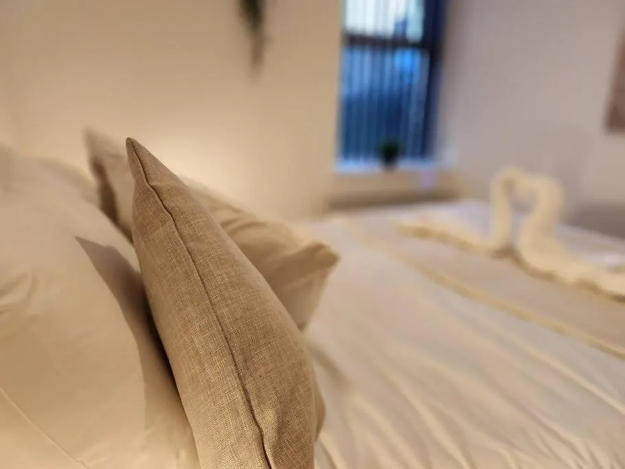 Apartamento Supervalue Suite 2 - Fast Wifi, Hotel Linen, Keyless Entry, City Only 10 Mins - By Property Promise Cardiff