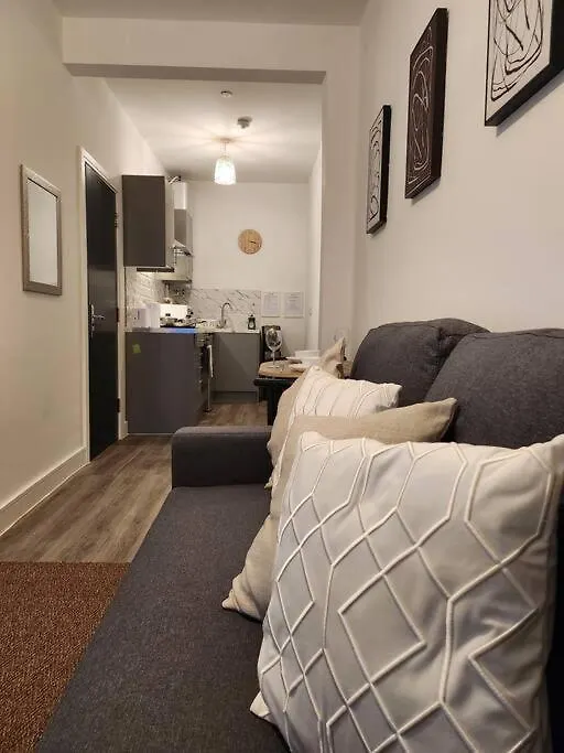 Apartamento Supervalue Suite 2 - Fast Wifi, Hotel Linen, Keyless Entry, City Only 10 Mins - By Property Promise Cardiff